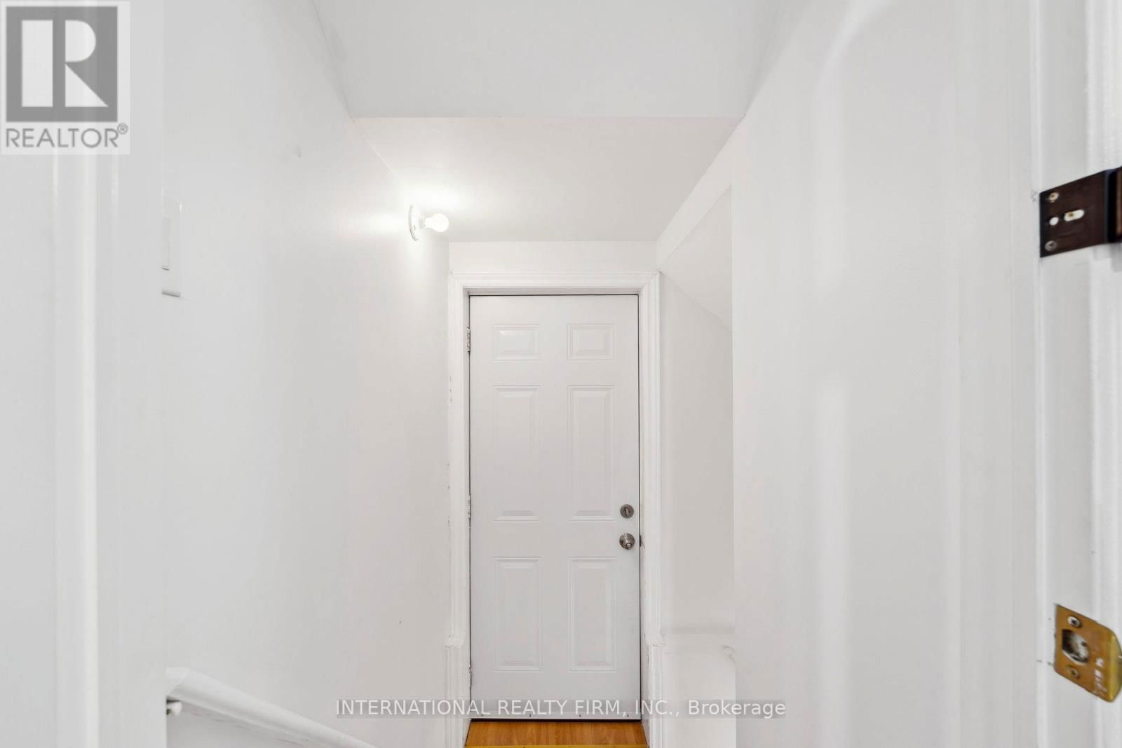20 ARID AVENUE Image 34
