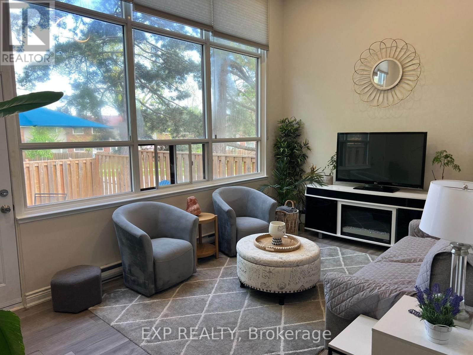 216 - 180 MISSISSAUGA VALLEY BOULEVARD Image 10
