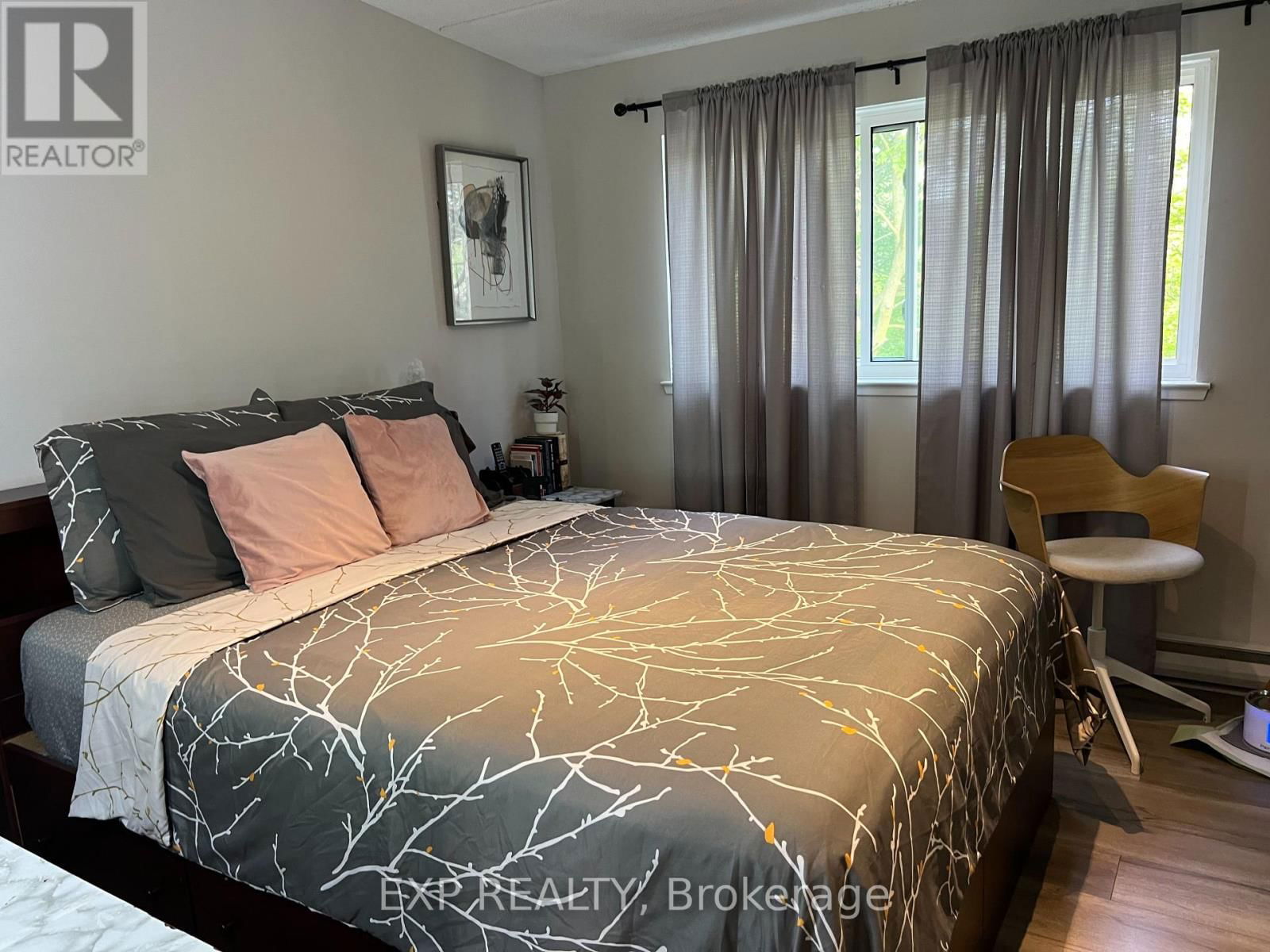 216 - 180 MISSISSAUGA VALLEY BOULEVARD Image 19