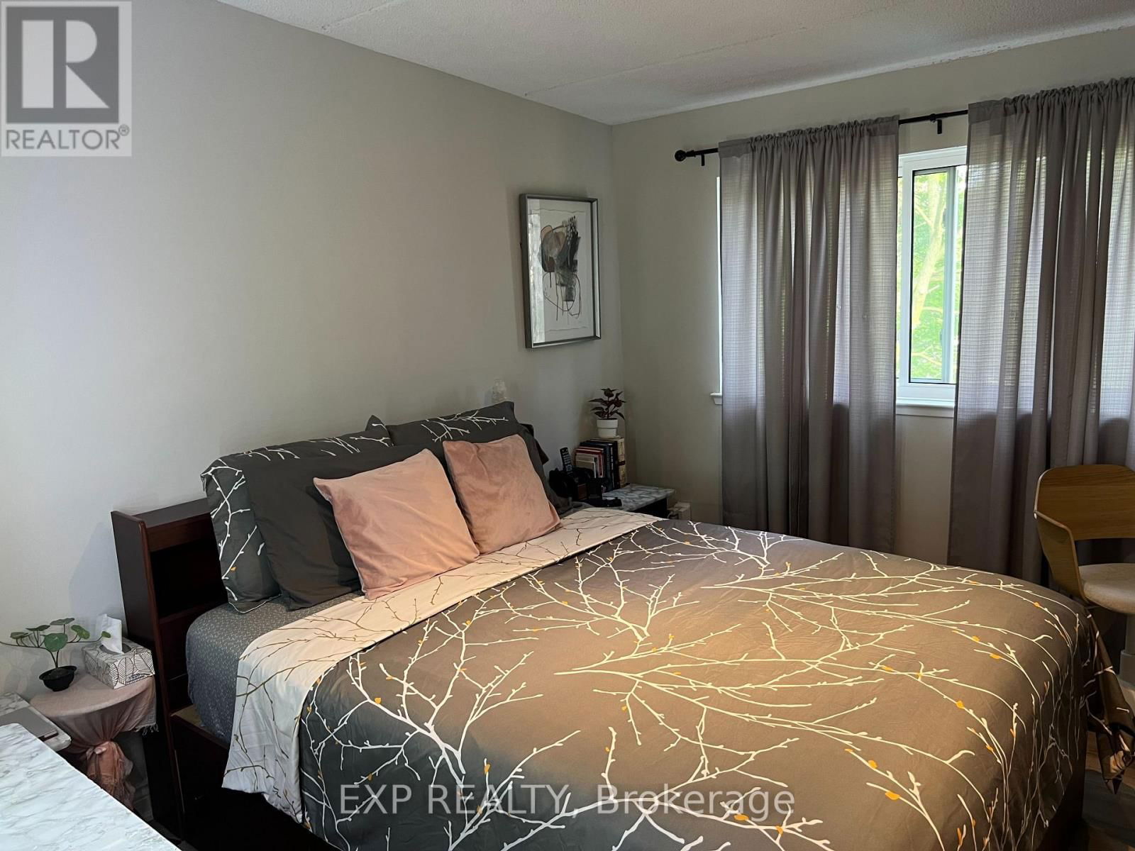 216 - 180 MISSISSAUGA VALLEY BOULEVARD Image 21