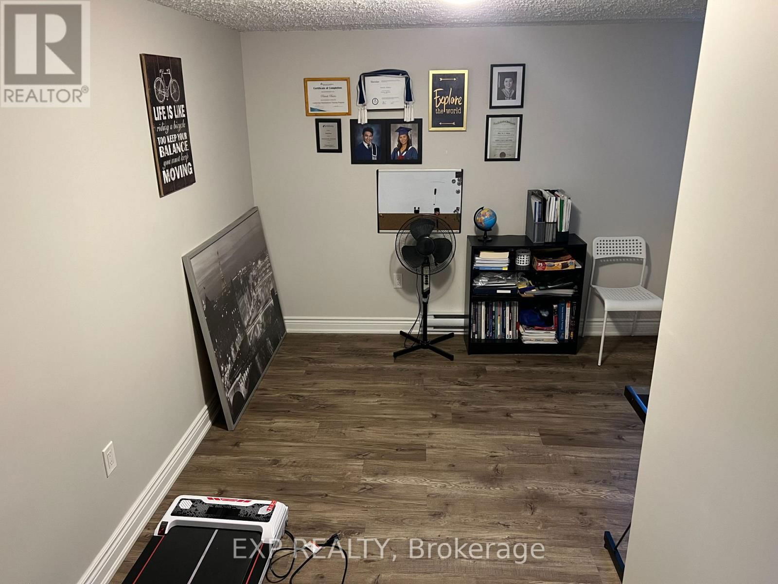 216 - 180 MISSISSAUGA VALLEY BOULEVARD Image 32