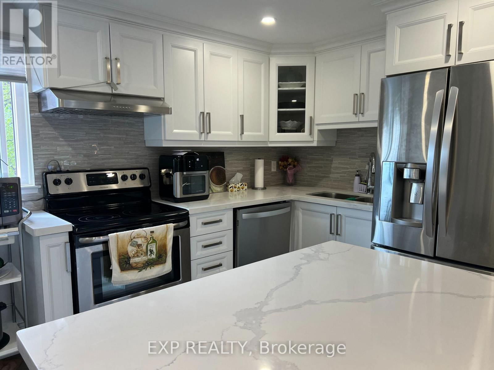 216 - 180 MISSISSAUGA VALLEY BOULEVARD Image 6