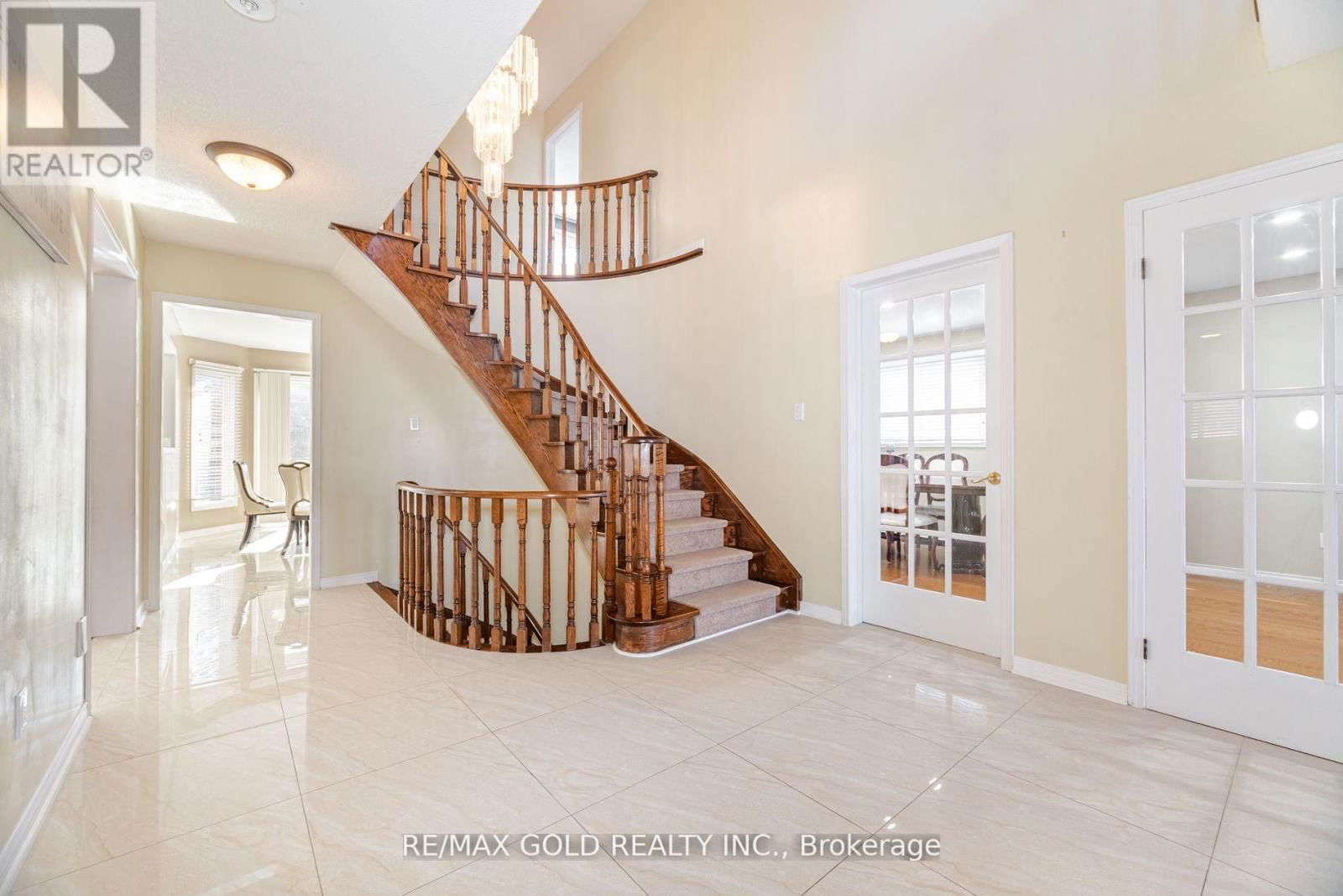 26 MOSSBANK DRIVE Image 10