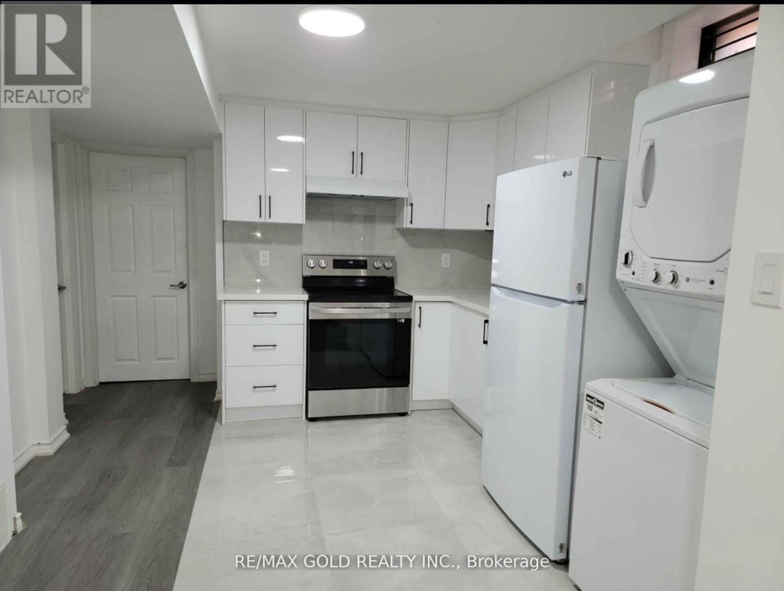 26 MOSSBANK DRIVE Image 25