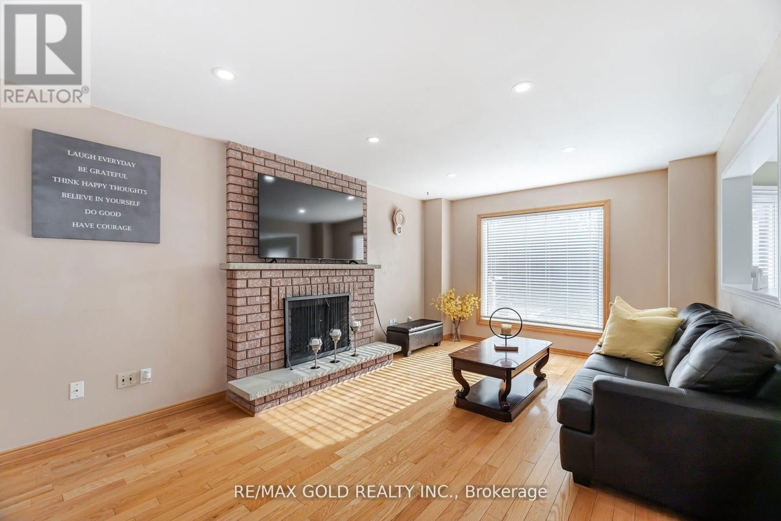26 MOSSBANK DRIVE Image 7