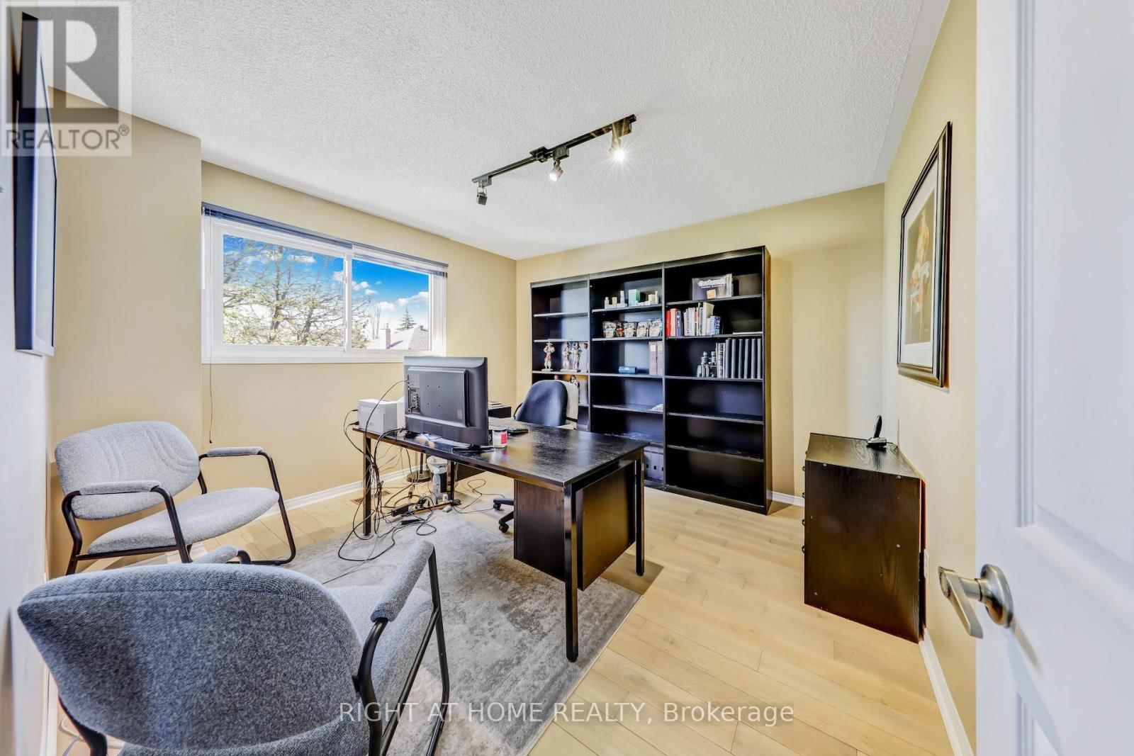 4341 IDLEWILDE CRESCENT Image 27