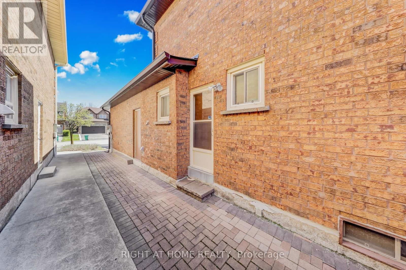 4341 IDLEWILDE CRESCENT Image 6