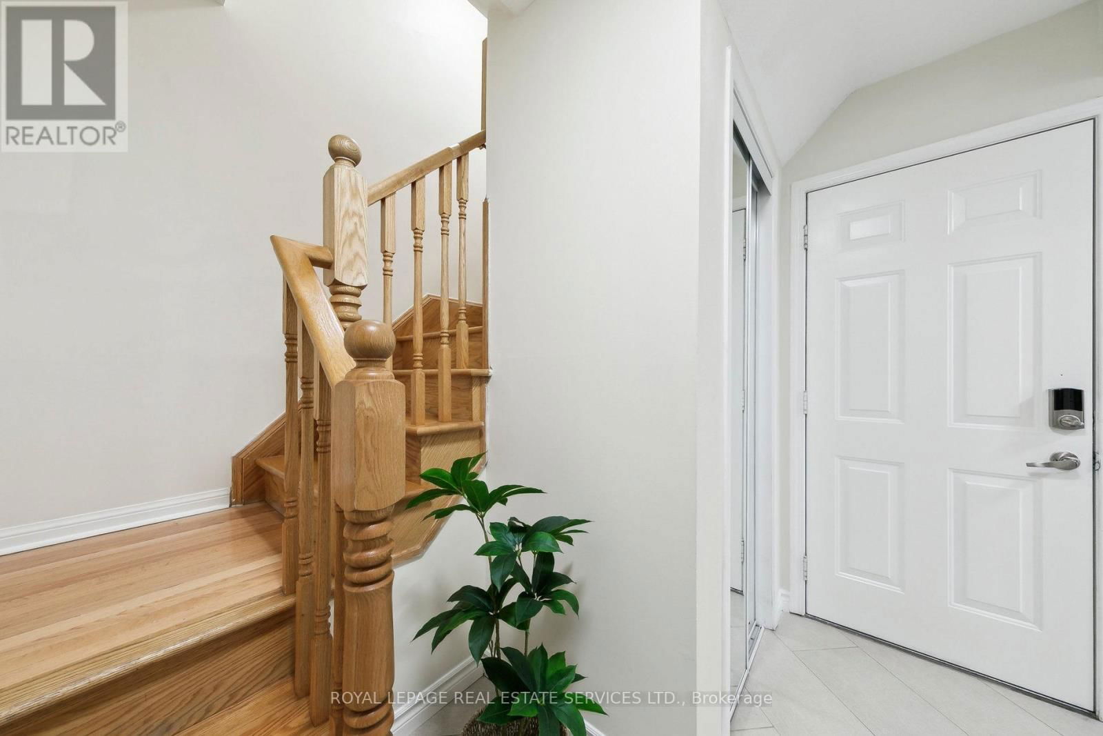3033 DRUMLOCH AVENUE Image 9