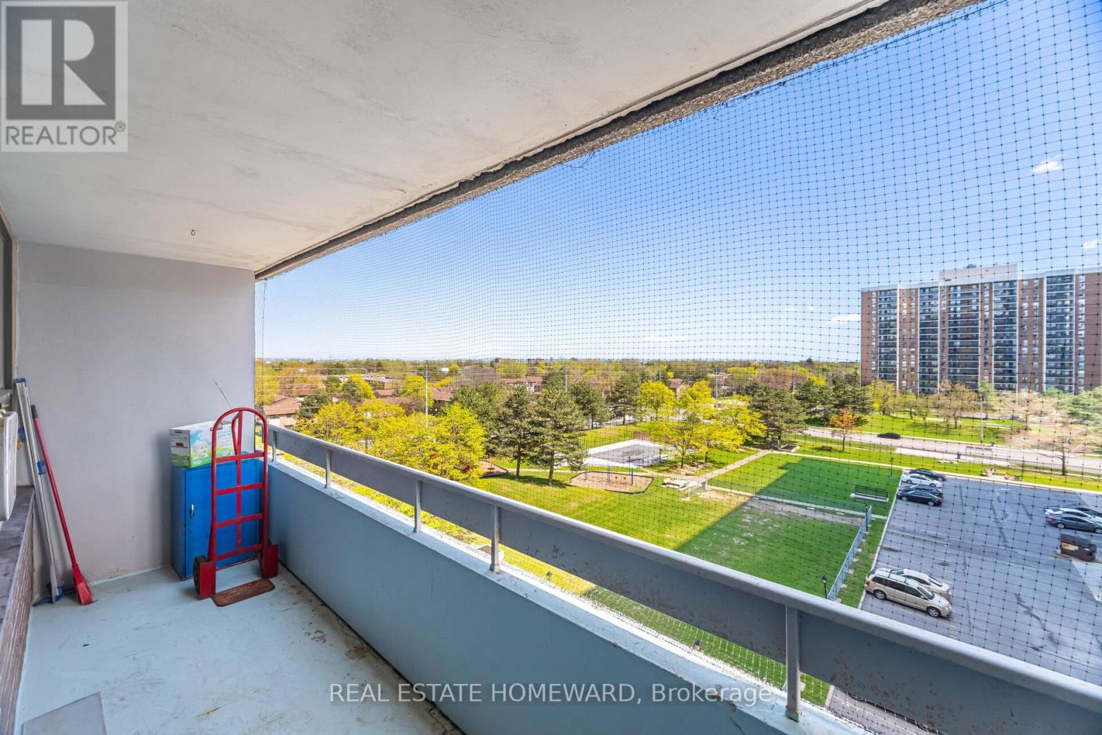 709 - 25 KENSINGTON ROAD Image 19