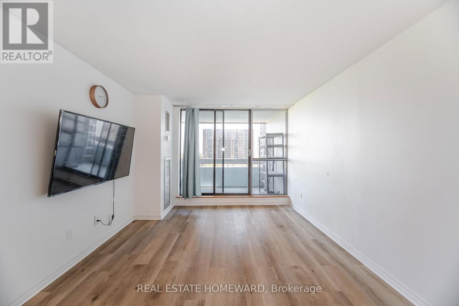 709 - 25 KENSINGTON ROAD Image 3