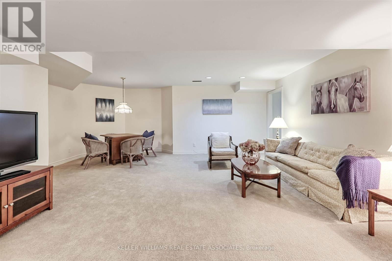 599 LAKESIDE AVENUE Image 26