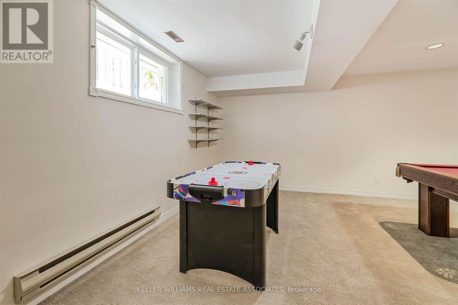 599 LAKESIDE AVENUE Image 28