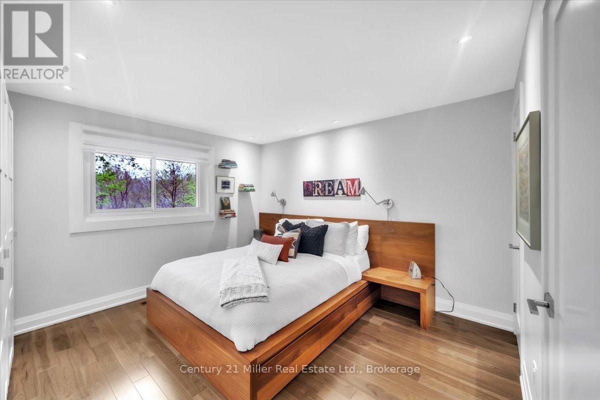 2301 DEVON ROAD Image 17