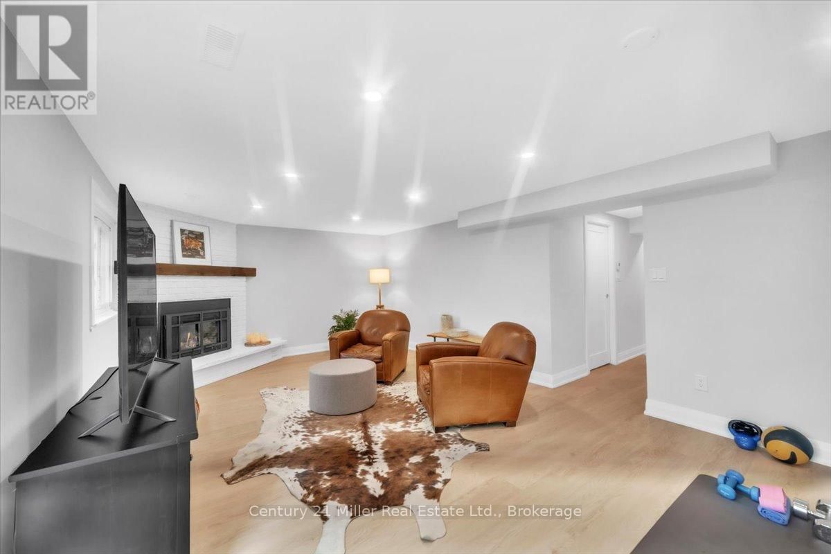 2301 DEVON ROAD Image 26