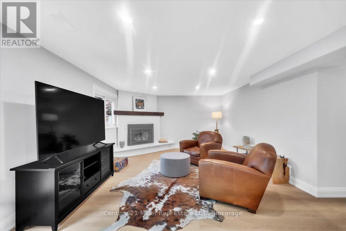 2301 DEVON ROAD Image 27