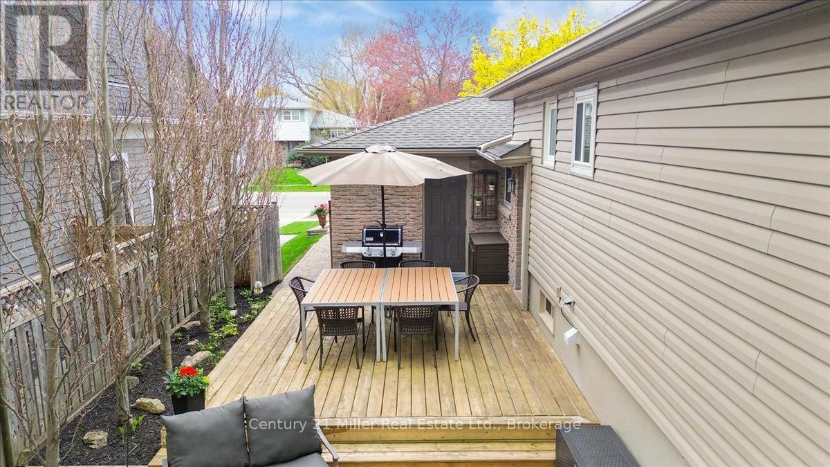 2301 DEVON ROAD Image 33