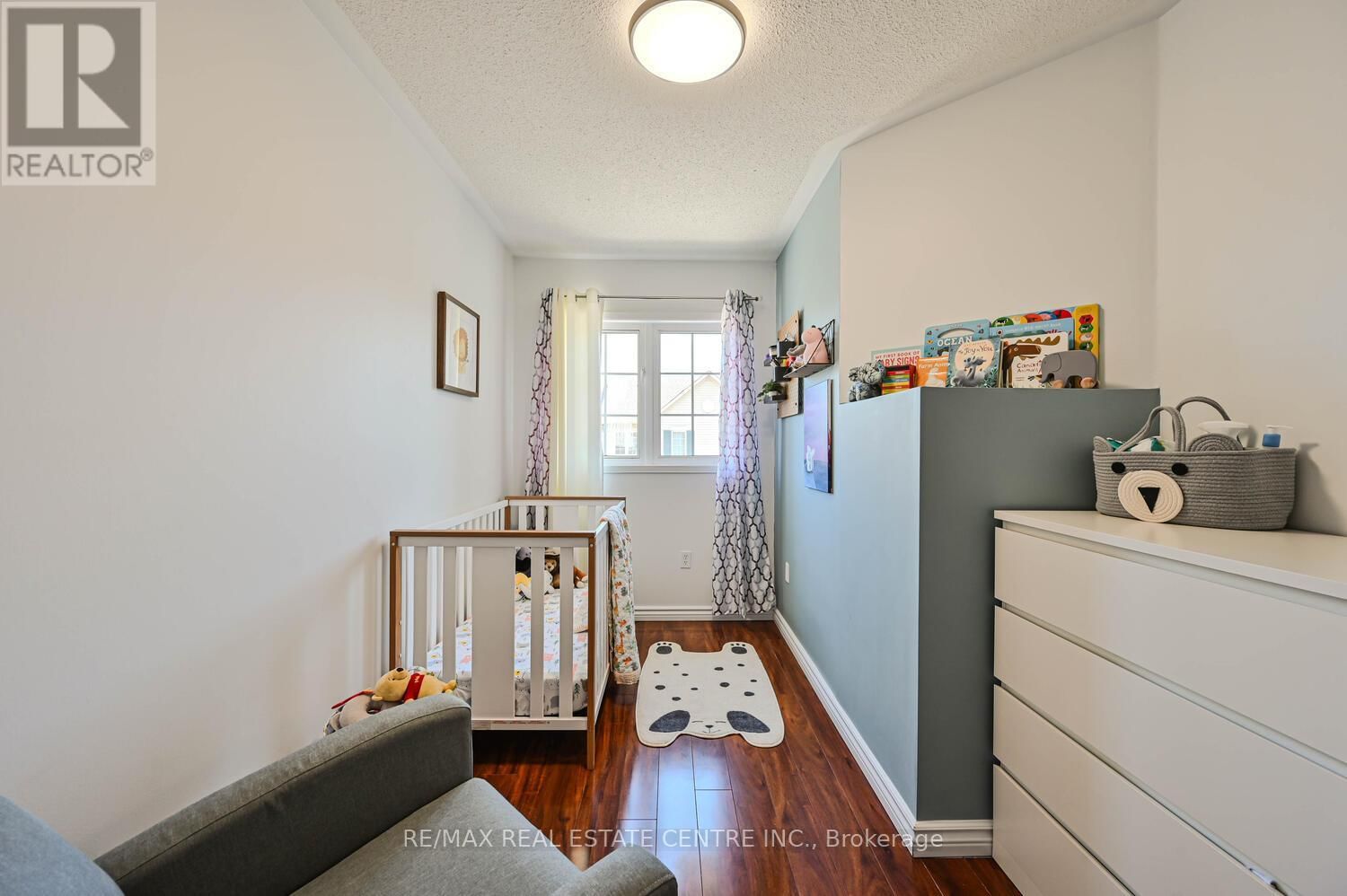 93 - 4950 ALBINA WAY Image 28