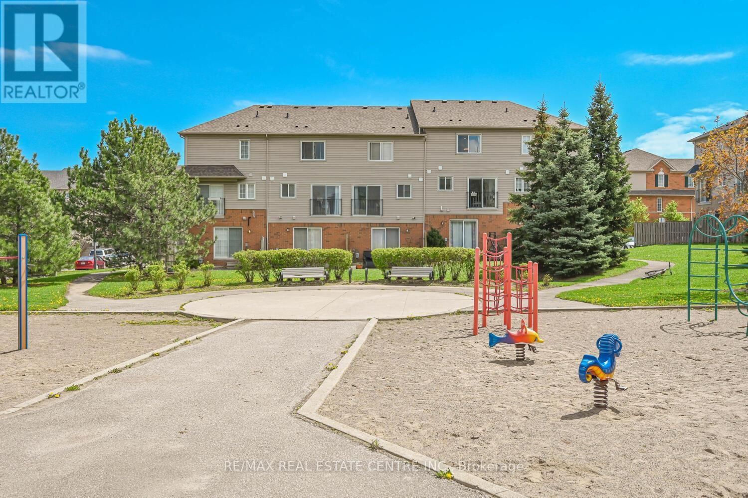 93 - 4950 ALBINA WAY Image 39