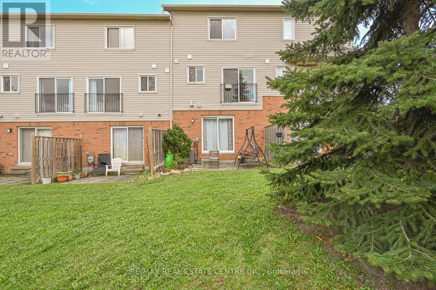 93 - 4950 ALBINA WAY Image 40