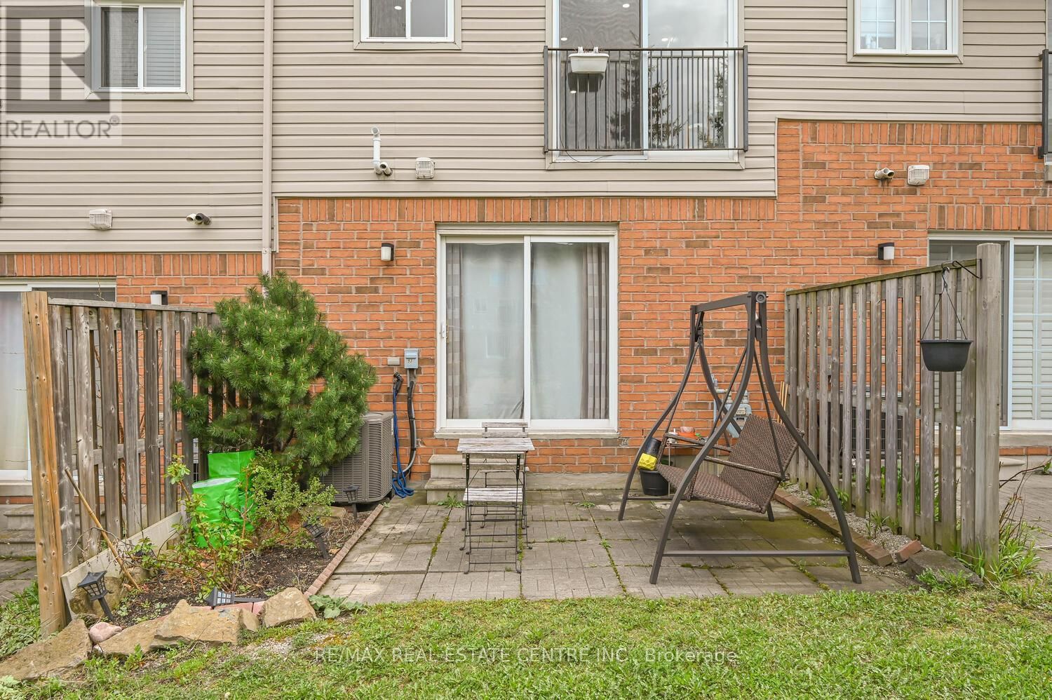 93 - 4950 ALBINA WAY Image 41