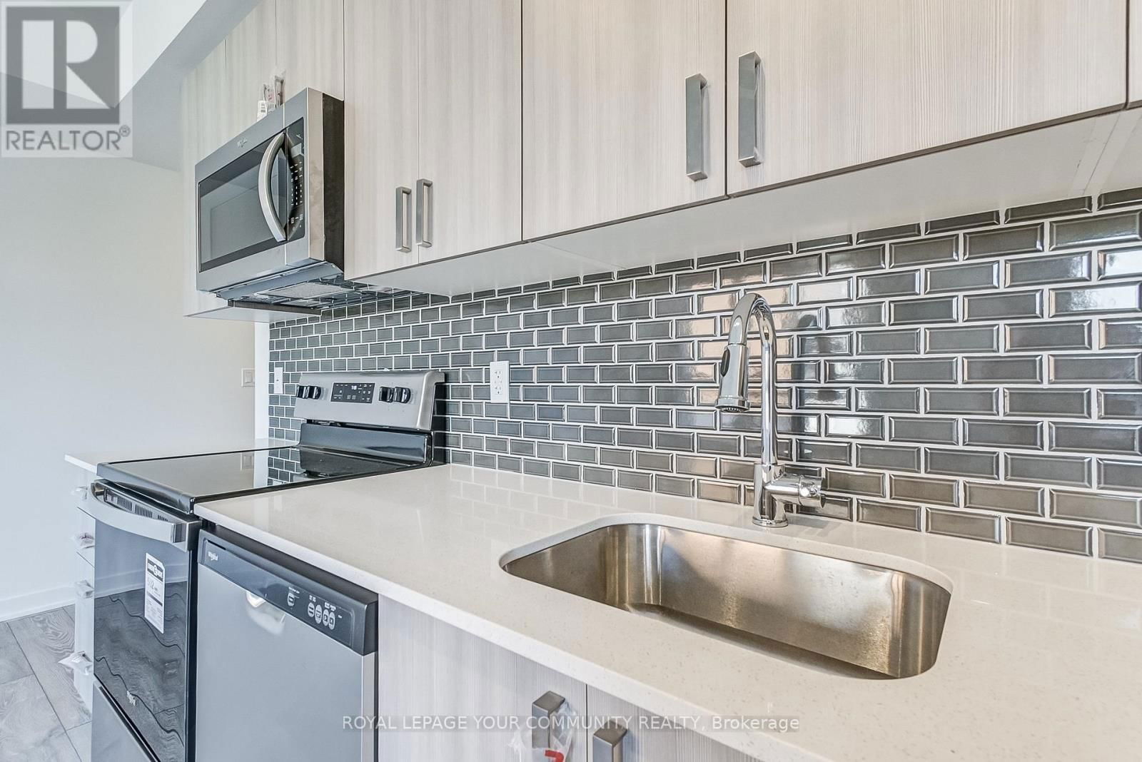 Unit 4 - 4017 HICKORY DRIVE Image 8