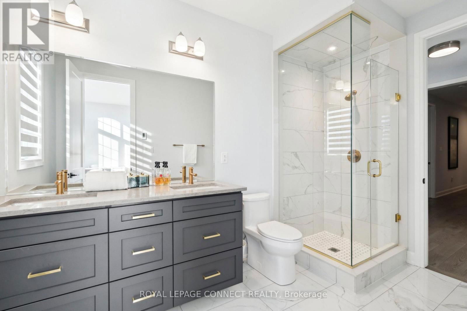 1428 FORD STRATHY CRESCENT Image 33