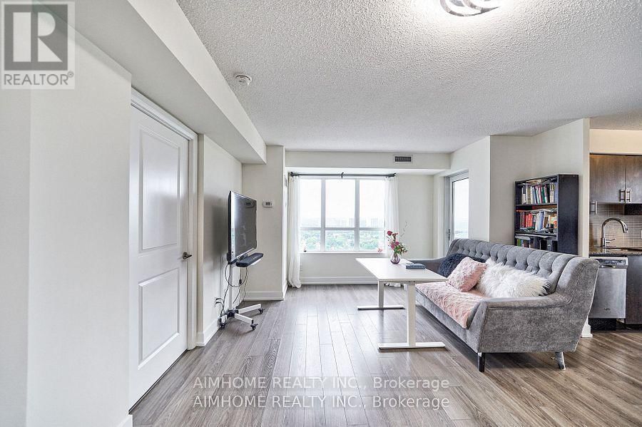 2022 - 2 EVA ROAD Image 13