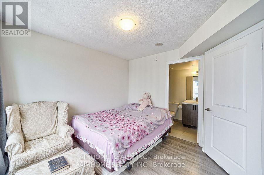 2022 - 2 EVA ROAD Image 16
