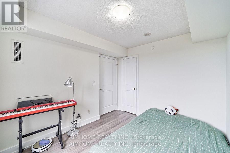 2022 - 2 EVA ROAD Image 20