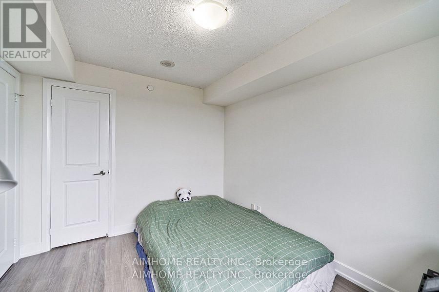 2022 - 2 EVA ROAD Image 21