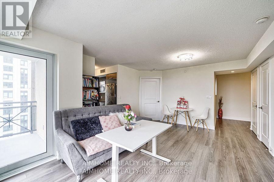 2022 - 2 EVA ROAD Image 7