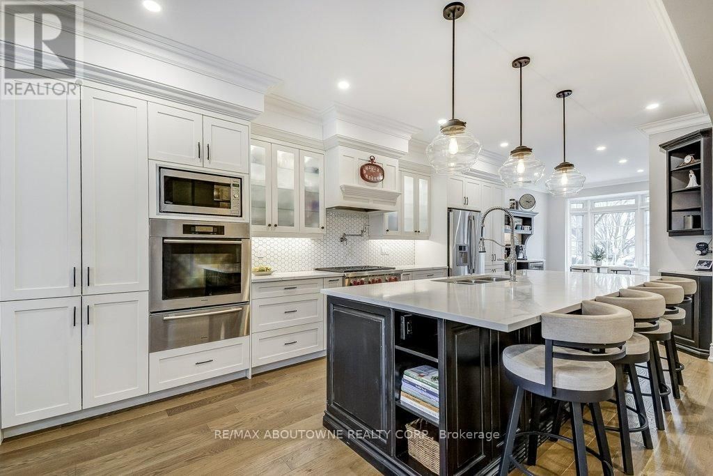 21 CHISHOLM STREET Image 5