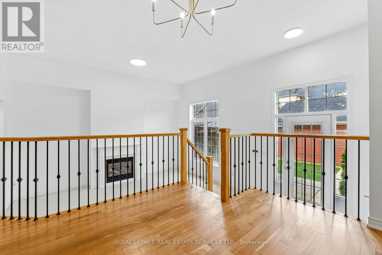 3349 EGLINTON AVENUE WEST Image 11