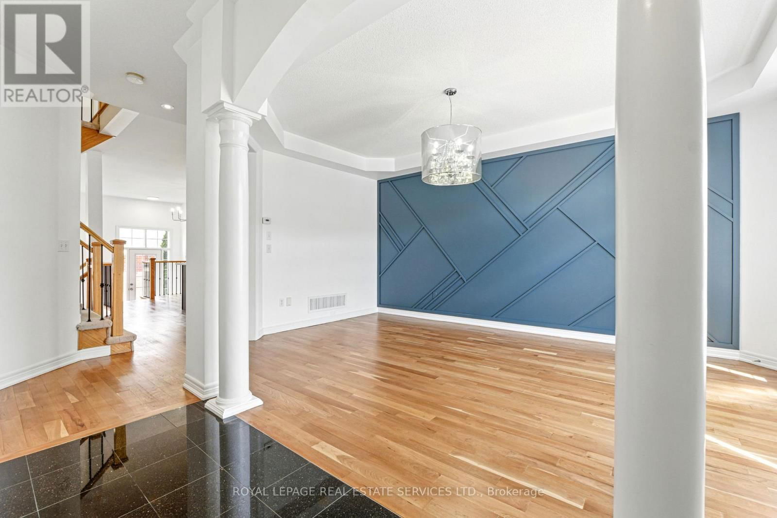 3349 EGLINTON AVENUE WEST Image 4