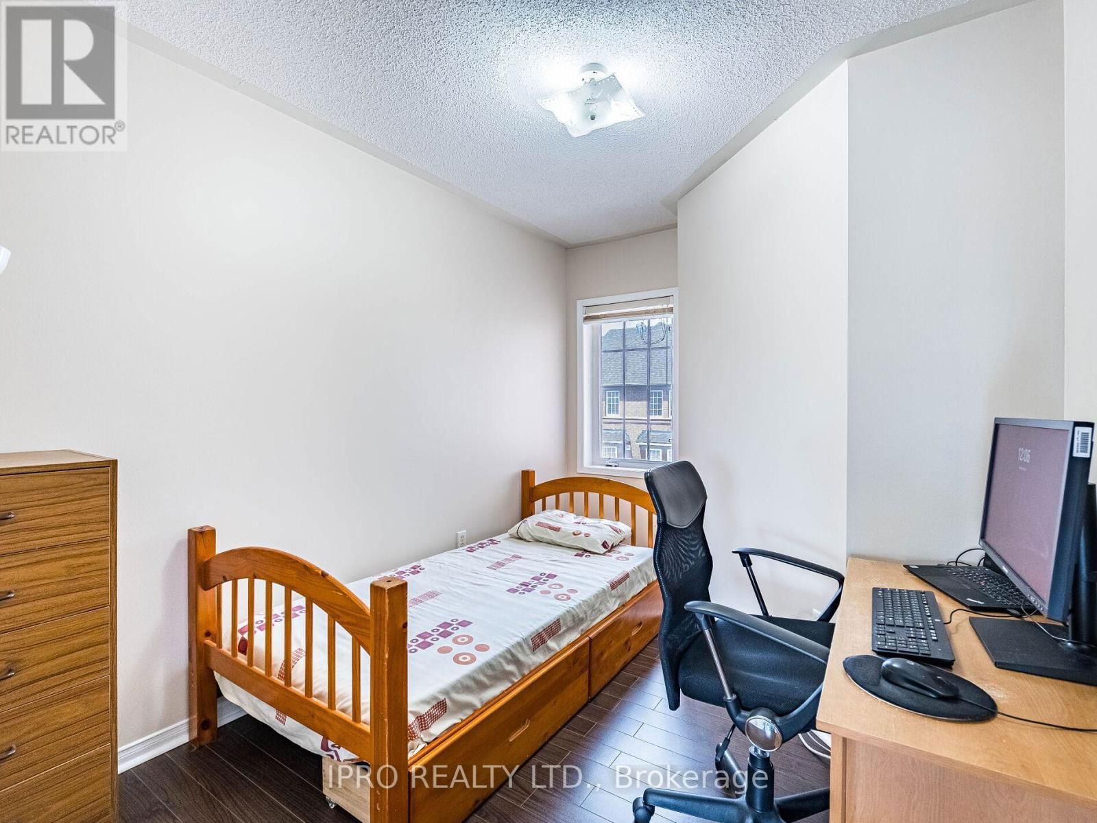 12 - 50 STRATHAVEN DRIVE Image 24