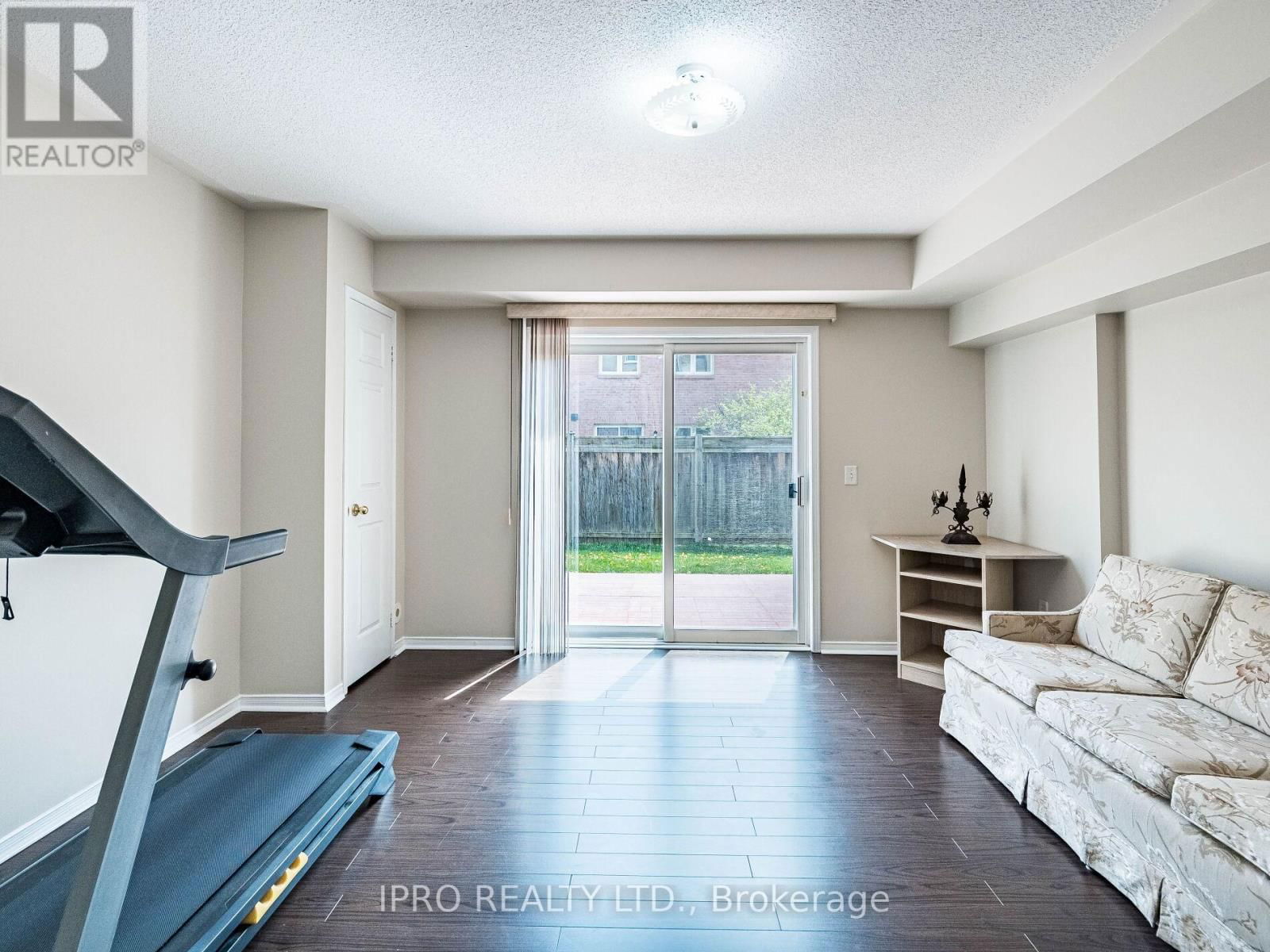 12 - 50 STRATHAVEN DRIVE Image 28