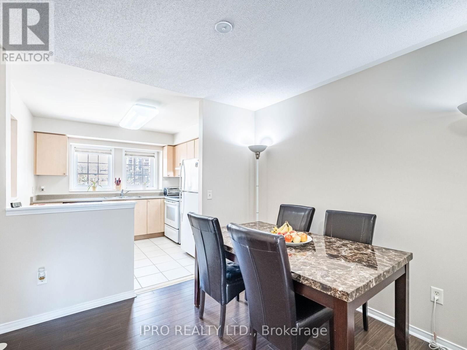 12 - 50 STRATHAVEN DRIVE Image 3