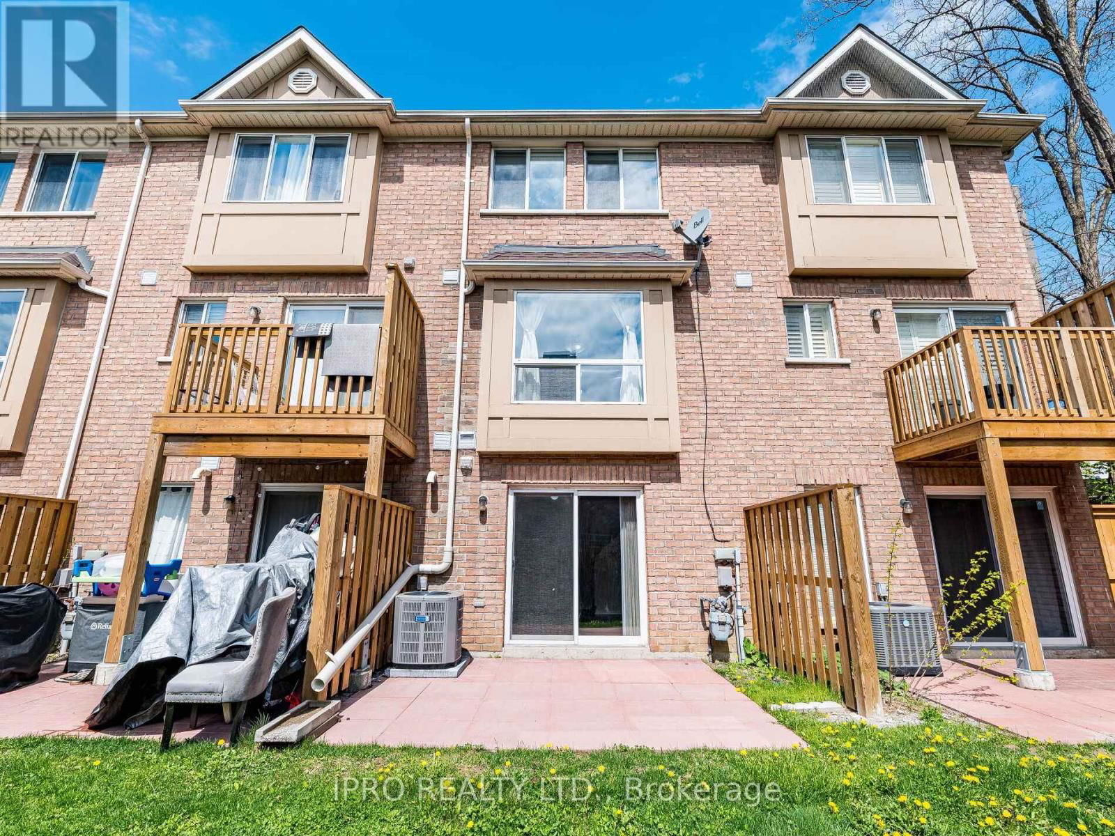 12 - 50 STRATHAVEN DRIVE Image 31