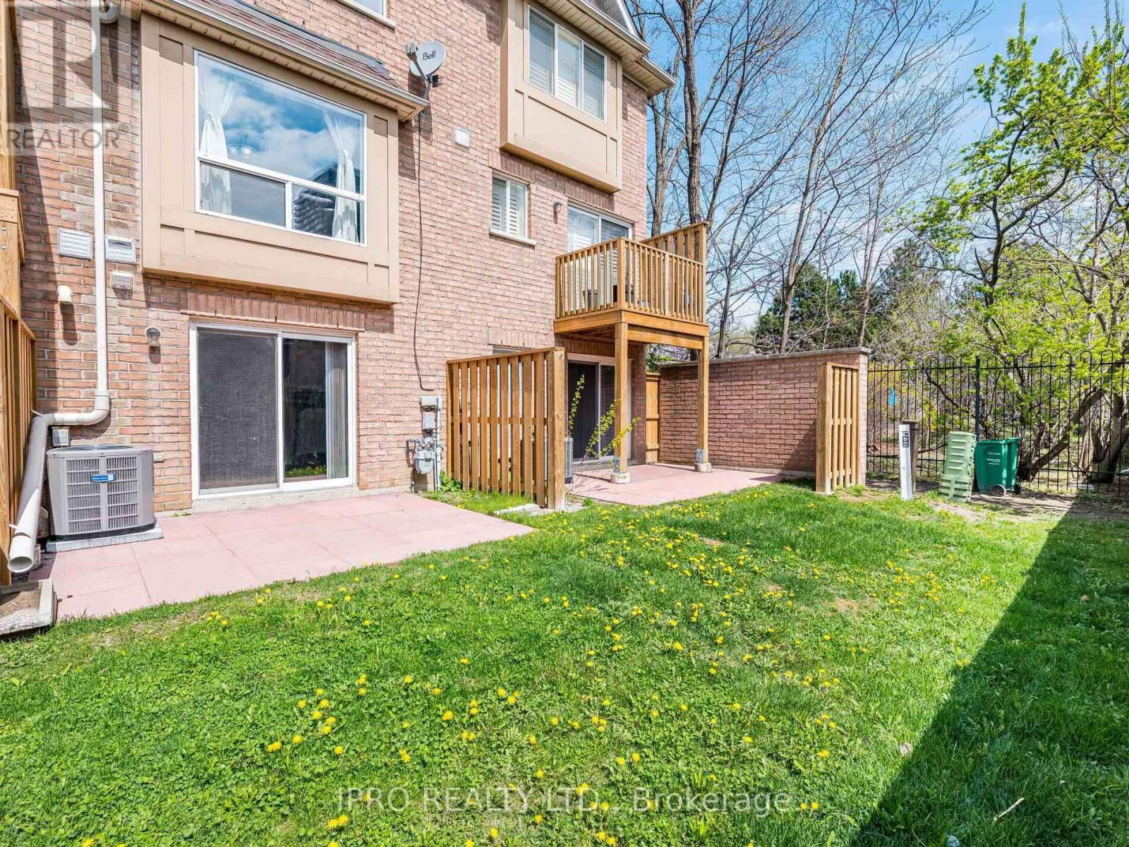 12 - 50 STRATHAVEN DRIVE Image 32