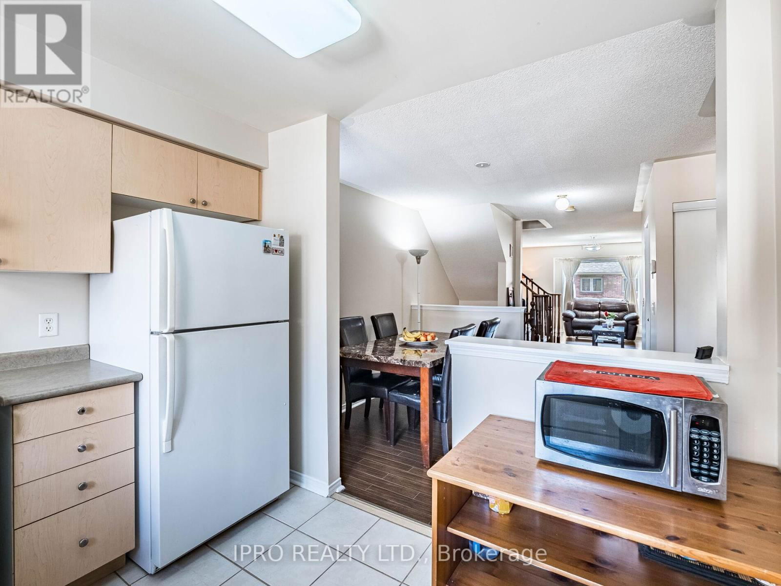 12 - 50 STRATHAVEN DRIVE Image 8