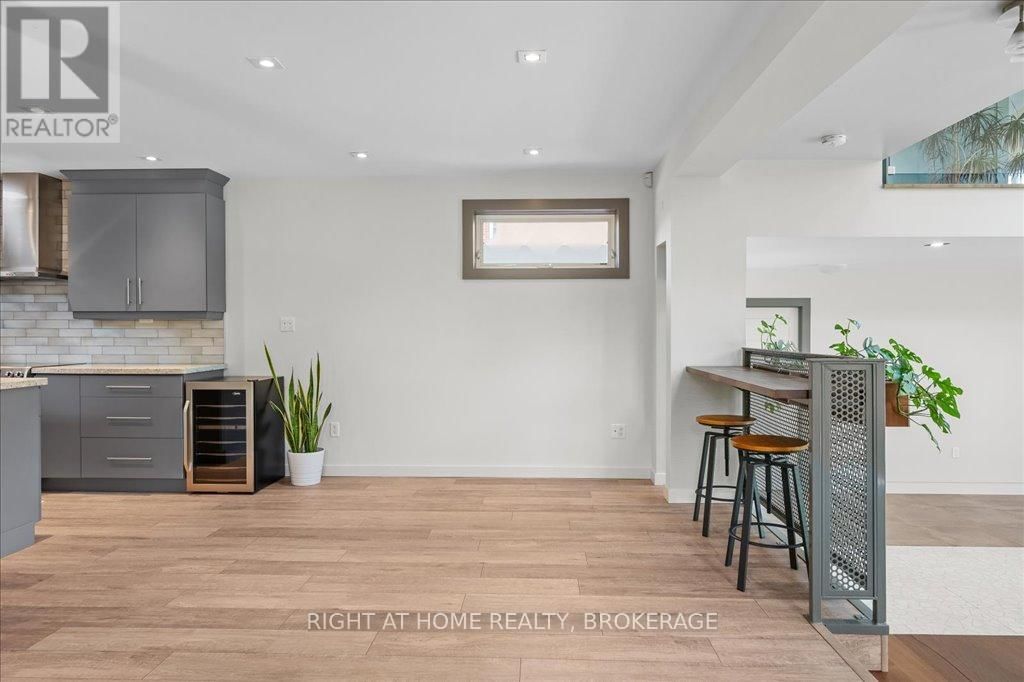 704 CEDAR AVENUE Image 11