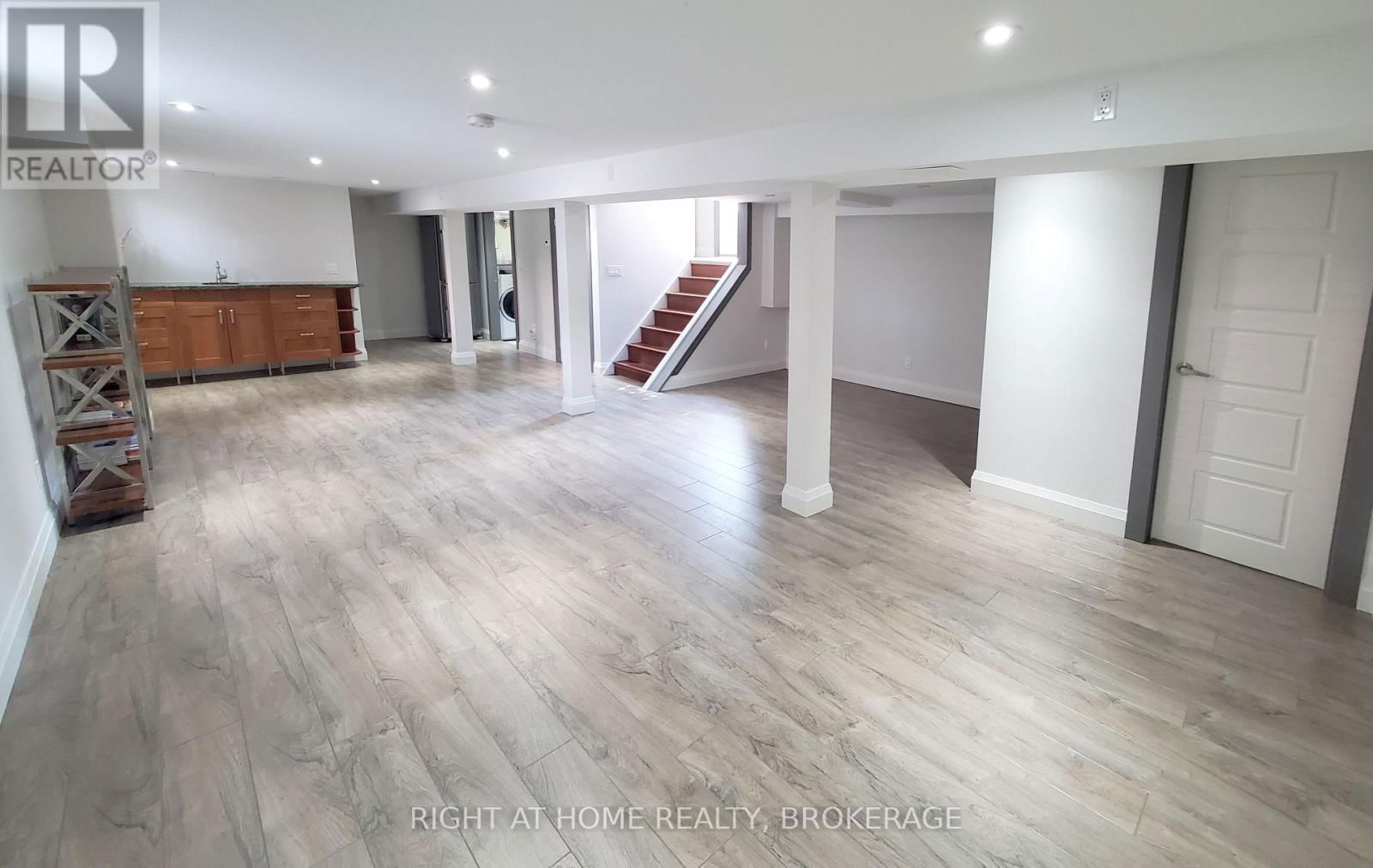 704 CEDAR AVENUE Image 28