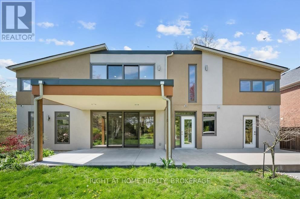 704 CEDAR AVENUE Image 33