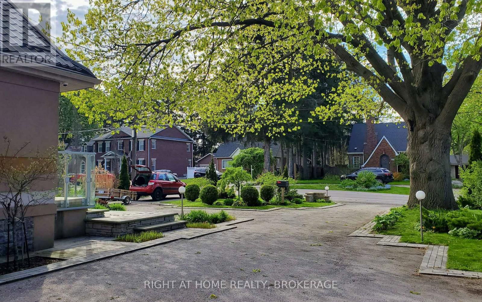 704 CEDAR AVENUE Image 42