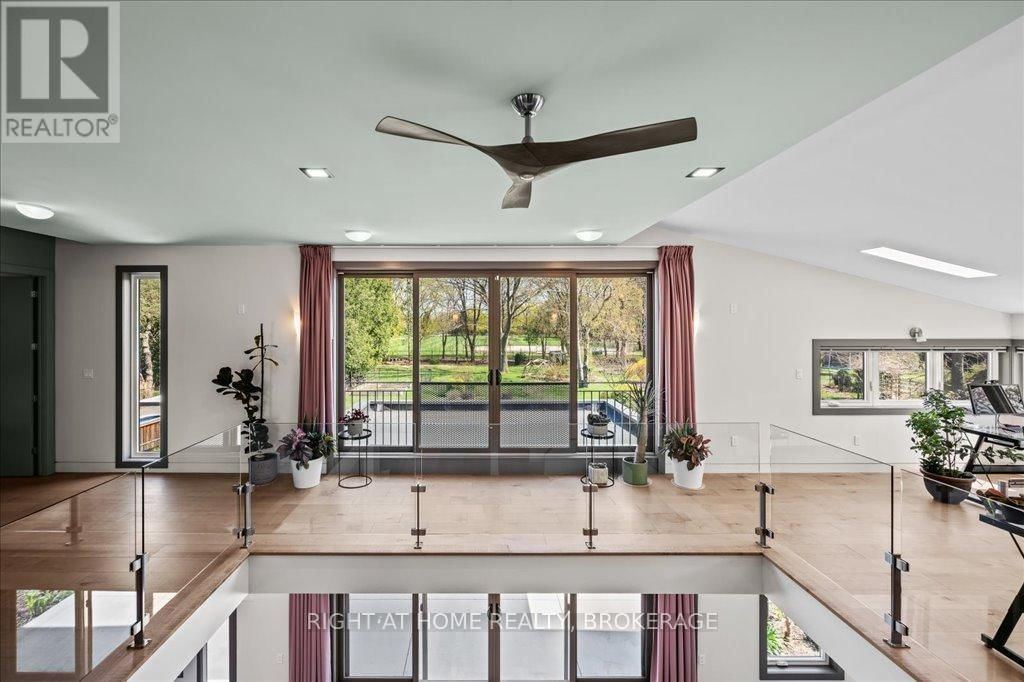 704 CEDAR AVENUE Image 8