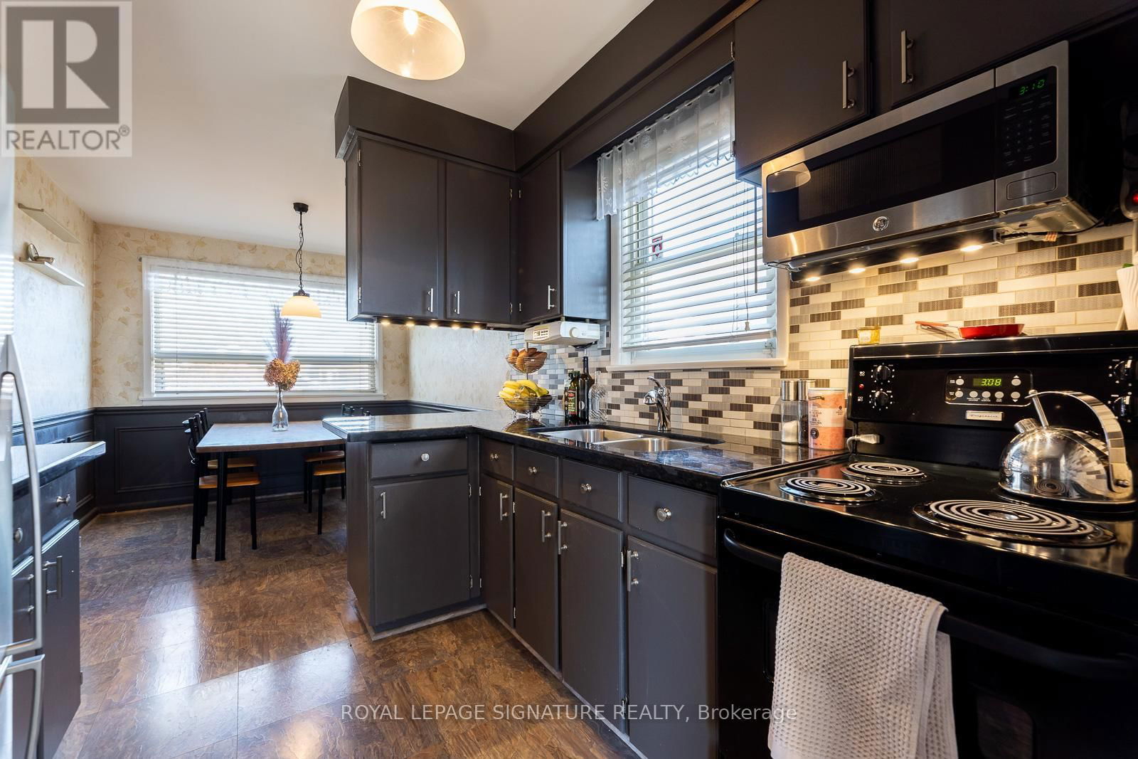 11 COPPERMILL DRIVE Image 12