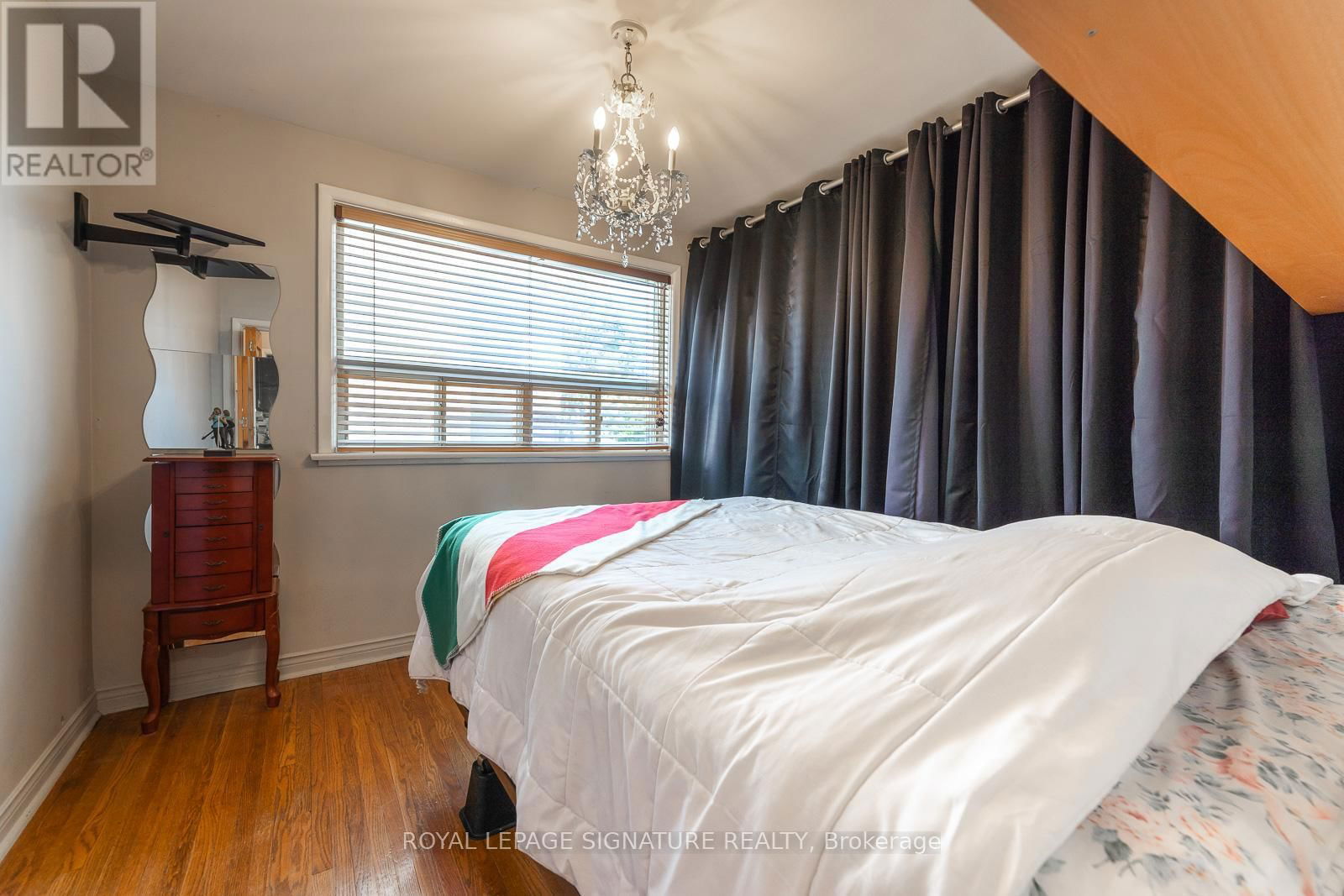 11 COPPERMILL DRIVE Image 16
