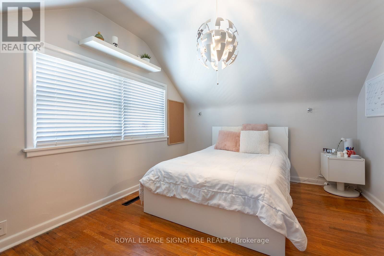 11 COPPERMILL DRIVE Image 21
