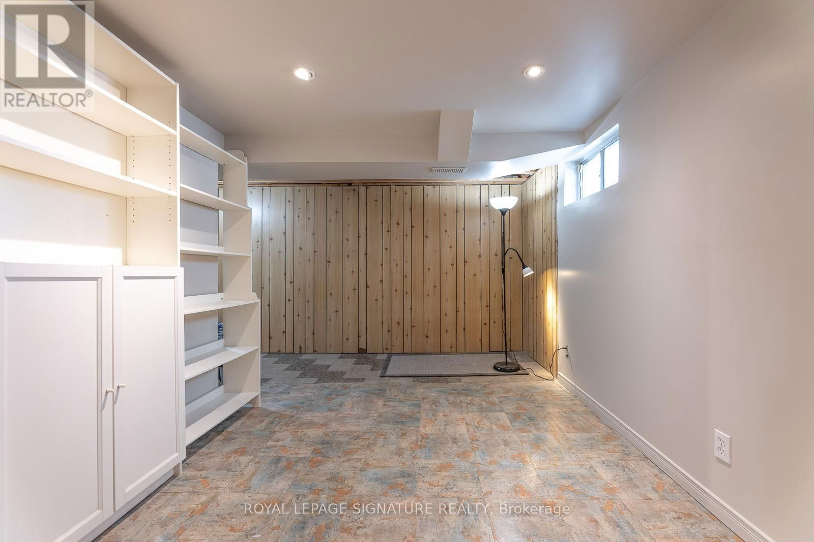 11 COPPERMILL DRIVE Image 25