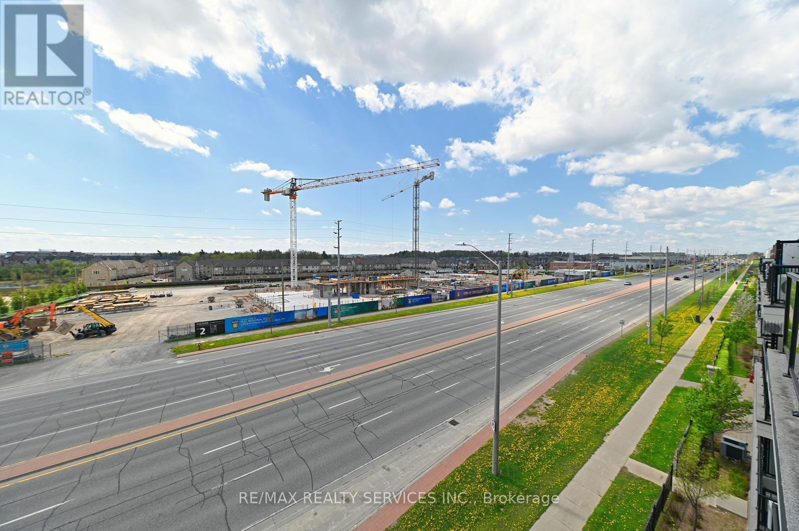 411 - 50 SKY HARBOUR DRIVE Image 34